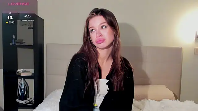 Tune Godness online show from 09.19.25