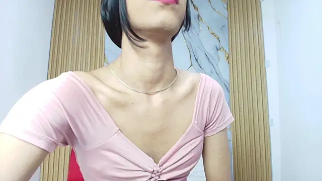 Snapshot of Luluu_08 chatting on 02.01.26 Luluu 08 online show from 02.01.26