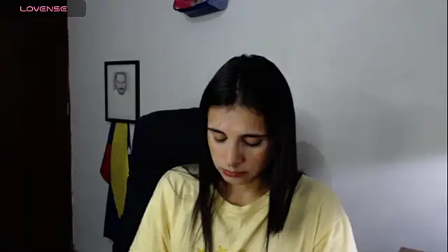 Snapshot of alma_violeta chatting on 10.03.25 alma violeta online show from 10.03.25