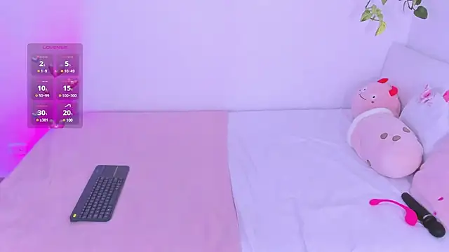 Snapshot of Catbaby888_ chatting on 01.11.25 Catbaby888 online show from 01.11.25