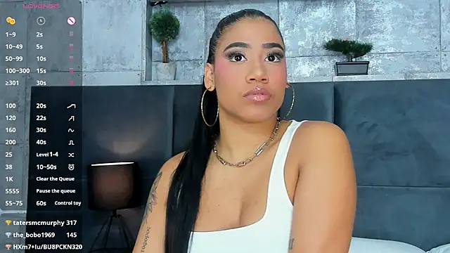 Salome Diaz  online show from 03.04.25