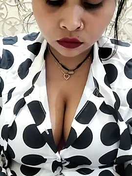 Indian-Nazia online show from 03.05.26