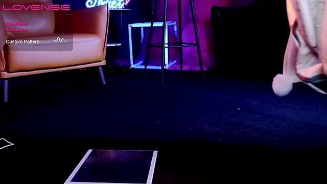 JoooJo  online show from 01.17.25