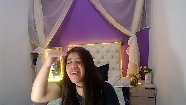 Ingrid Casas online show from 12.20.24