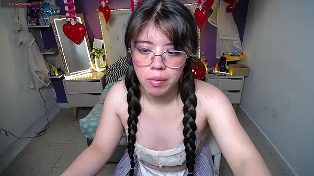 Ingrid Casas online show from 02.21.25