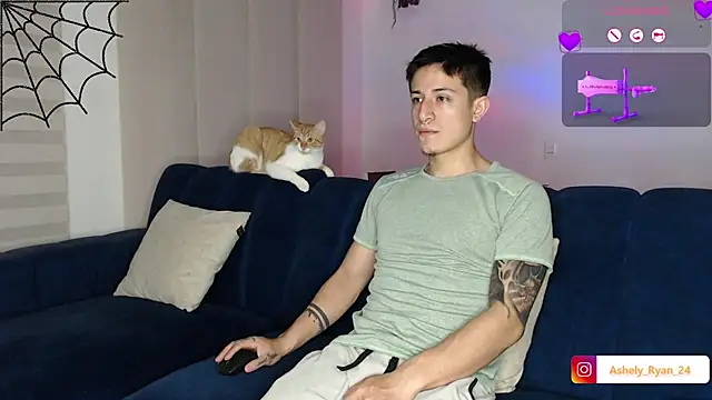 ashely ryan24 online show from 10.28.25