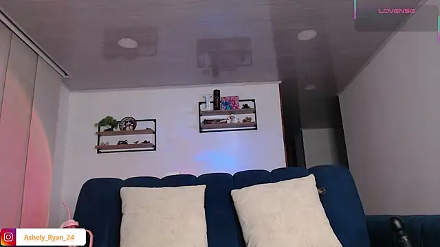 ashely ryan24 online show from 04.12.26