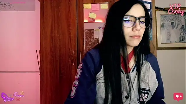 LauGrayJ online show from 02.15.26