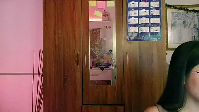 LauGrayJ online show from 03.12.26