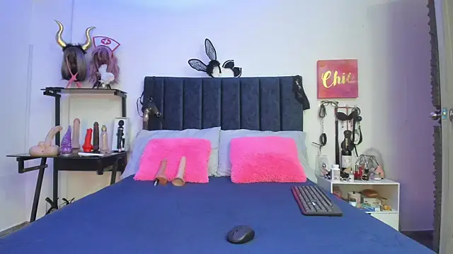 emmily giraldo online show from 01.09.25