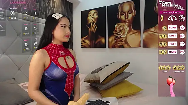 Snapshot of Madeline_Dreams chatting on 03.13.25 Madeline Dreams online show from 03.13.25