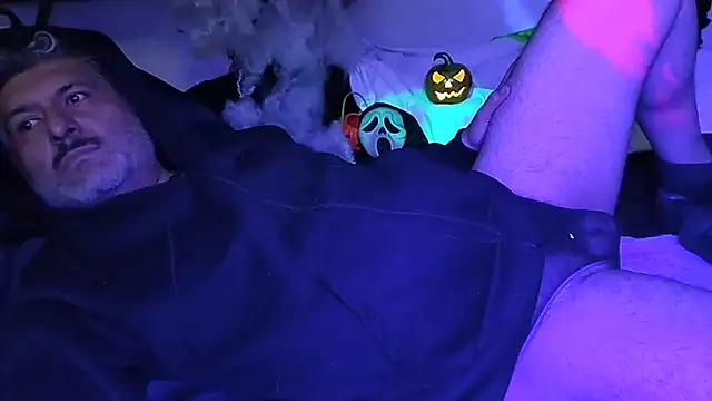 BushBator online show from 10.25.25