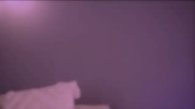 Snapshot of Jessielle chatting on 10.06.25 Jessielle online show from 10.06.25