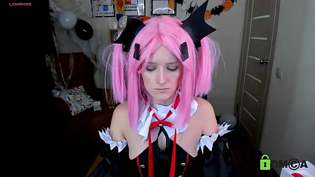 Snapshot of FrancescaCollins chatting on 10.31.25 FrancescaCollins online show from 10.31.25