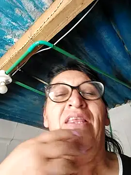 clarita 01 online show from 01.05.26