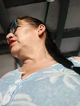 Snapshot of clarita_01 chatting on 02.23.26 clarita 01 online show from 02.23.26