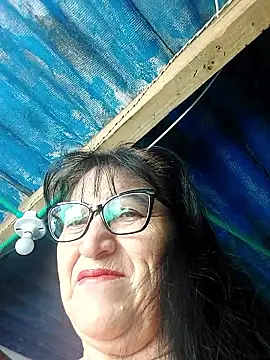 Snapshot of clarita_01 chatting on 02.25.26 clarita 01 online show from 02.25.26