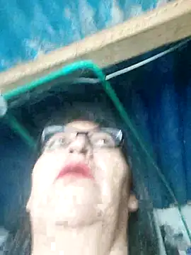 Snapshot of clarita_01 chatting on 02.27.26 clarita 01 online show from 02.27.26