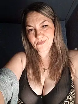 Snapshot of Ant0nina chatting on 12.06.24 Ant0nina online show from 12.06.24