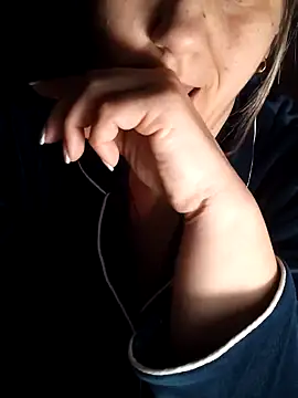 Snapshot of Ant0nina chatting on 02.01.25 Ant0nina online show from 02.01.25