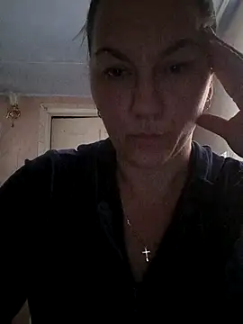 Snapshot of Ant0nina chatting on 02.24.25 Ant0nina online show from 02.24.25