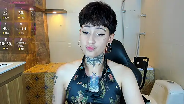 Snapshot of Ethan_lennox chatting on 10.20.25 Ethan lennox online show from 10.20.25