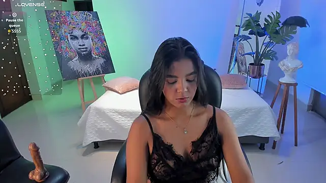 JANYLOVE   online show from 12.15.25