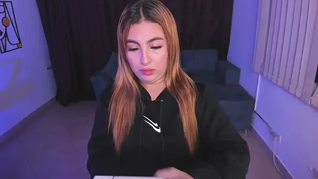 SusyAmis online show from 10.31.25