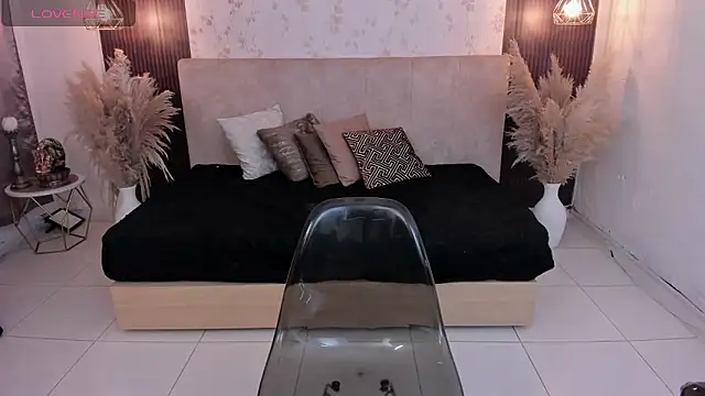 SusyAmis online show from 01.13.26