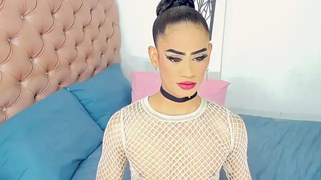 Aslhy Goddessx online show from 01.04.25