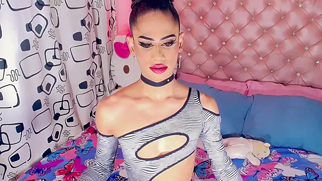 Aslhy Goddessx online show from 02.08.25