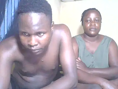 Dark Queenchocolate online show from 04.18.26