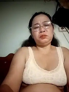 Sexy-asslove90 online show from 10.31.25