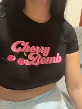 Snapshot of gizemseks chatting on 11.14.25 gizemseks online show from 11.14.25