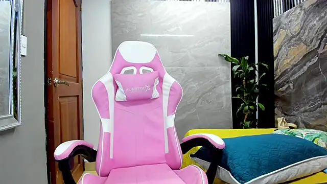 PamelaAnderson 2 online show from 02.21.25