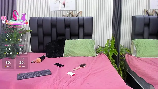 PamelaAnderson 2 online show from 03.21.26