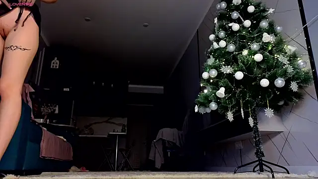 tinki winkii online show from 12.17.24