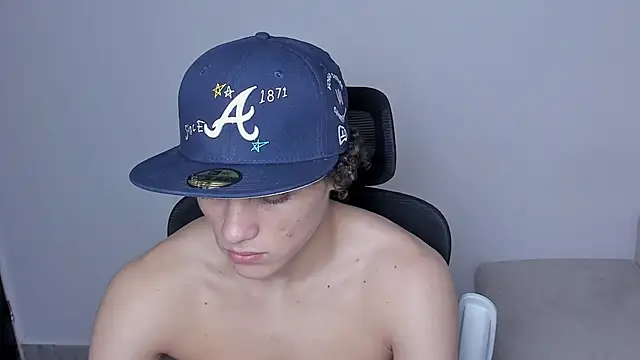 laurent nova online show from 12.01.25