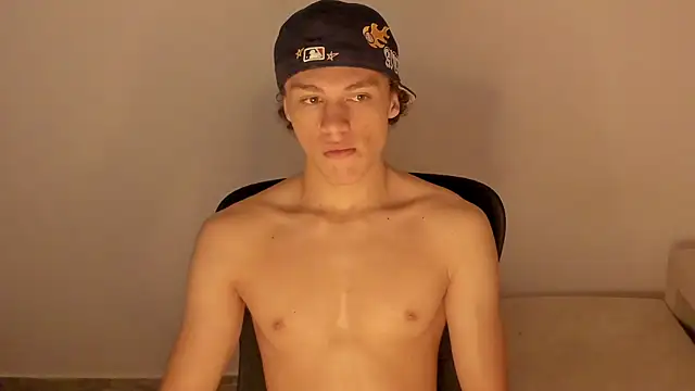 laurent nova online show from 12.22.25