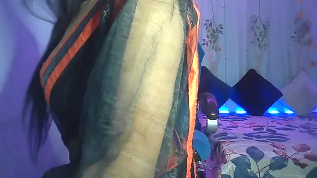 Queenhimanshi online show from 01.10.25