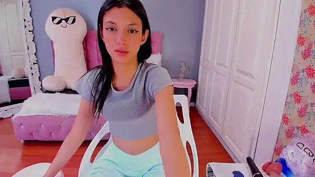 Snapshot of Iris_Stone_ chatting on 01.13.25 Iris Stone online show from 01.13.25