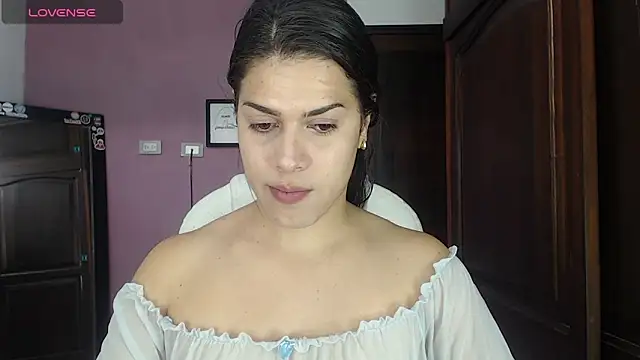 Snapshot of Luciana_Ortiz1 chatting on 12.13.24 Luciana Ortiz1 online show from 12.13.24