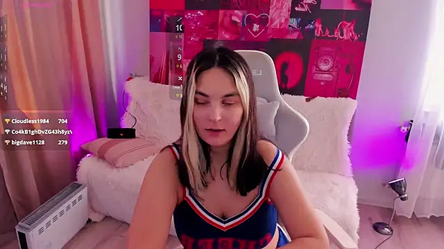 Kate Burleskk online show from 03.03.25