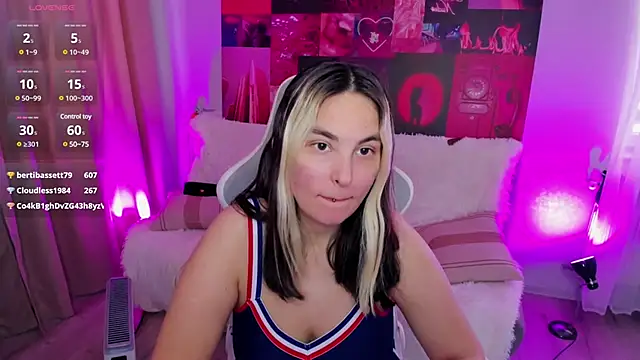 Kate Burleskk online show from 03.03.25