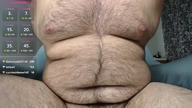 Snapshot of AlexPump chatting on 02.10.25 AlexPump online show from 02.10.25