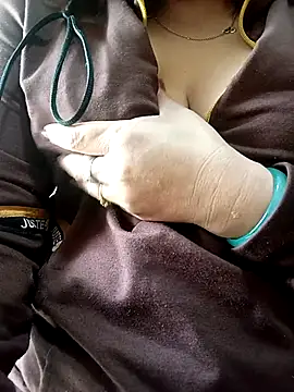 Snapshot of Rose_DiDi chatting on 03.20.25 Rose DiDi online show from 03.20.25