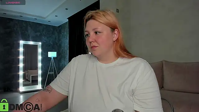 Ruth Oliver online show from 09.28.25