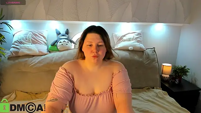 Ruth Oliver online show from 04.06.26