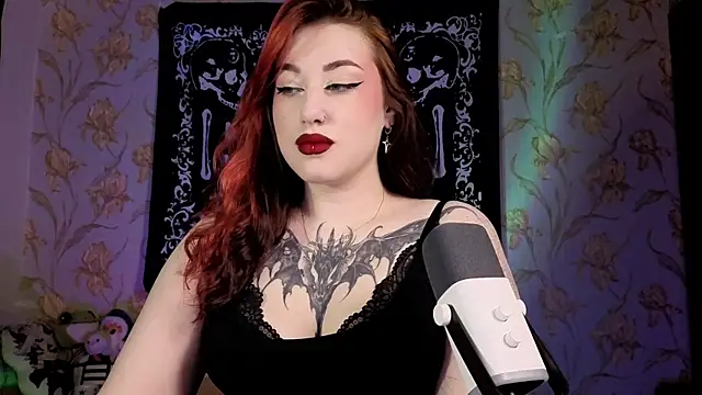 Snapshot of Kimpossible1 chatting on 10.12.25 Kimpossible1 online show from 10.12.25