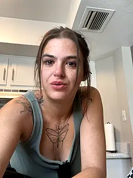 SafeinouterSpace online show from 11.04.25